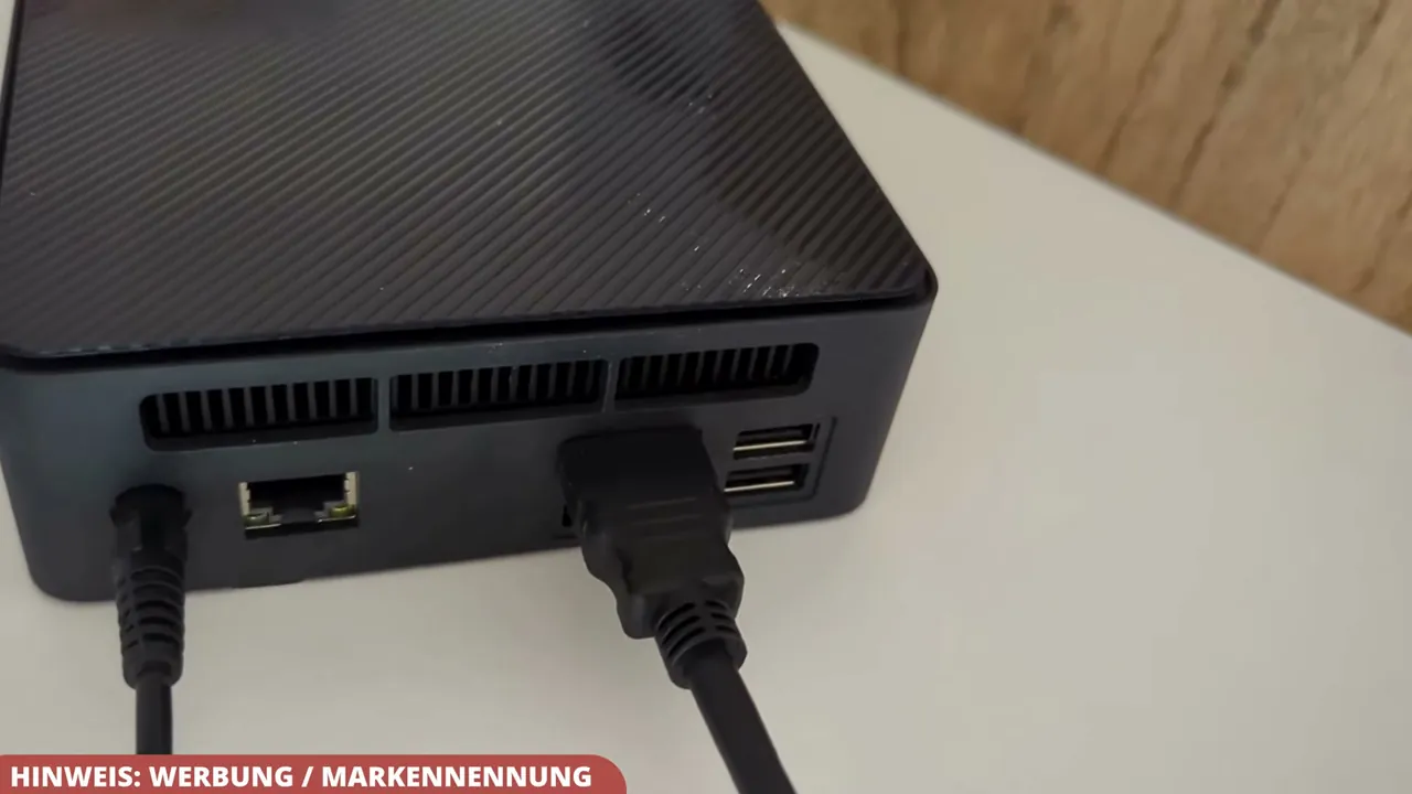Ich finde die vielen Anschlüsse auf der Rückseite wie LAN und HDMI absolut ausreichend für all meine Geräte.