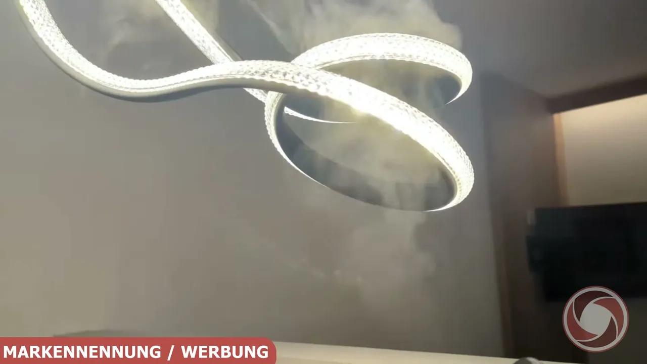 Aus meiner Sicht überzeugt die kontinuierliche Dampfleistung vollkommen, um Falten und Keime wirksam zu beseitigen.