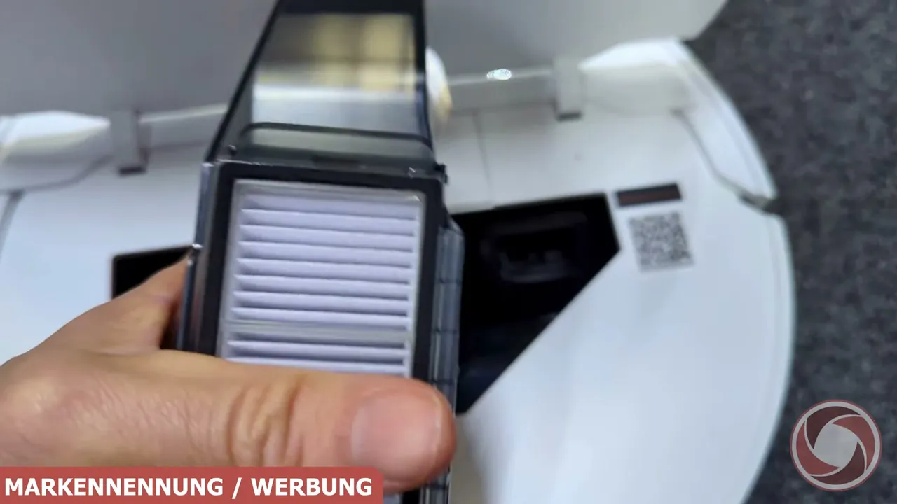 In meinem Test war die beiliegende 200-ml-Reinigungsflüssigkeit AWH6 ideal für einen sofortigen, streifenfreien Start.