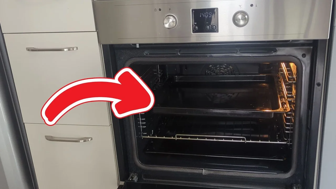 Video: Sharp K-61DX28IM0-EU Backofen