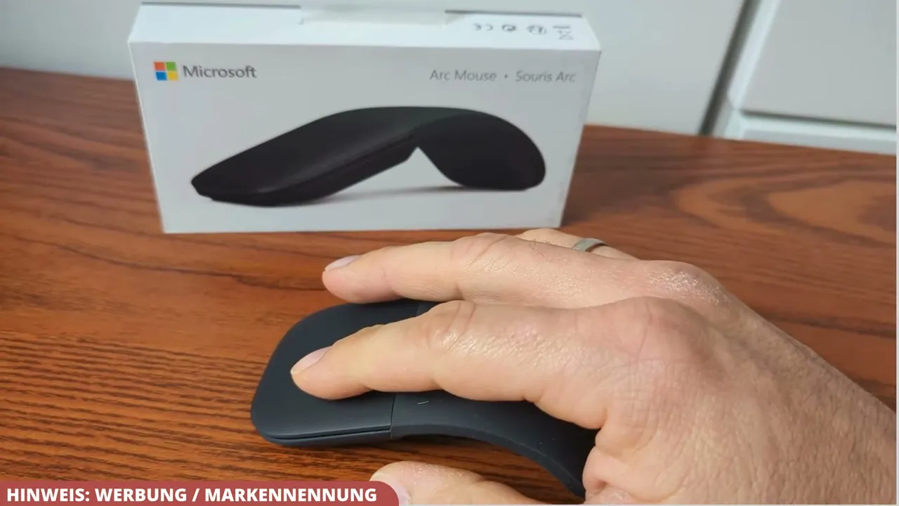 In meinem Test funktioniert das Scrollen über die innovative Touch-Oberfläche ohne klassisches Scrollrad erstaunlich flüssig.